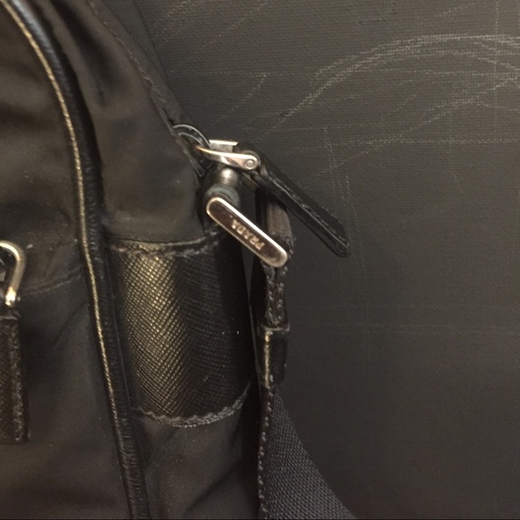 Prada bag used - Picture 2 of 3